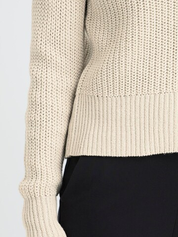 Oxmo Gebreid vest ' OXFKANNA ' in Beige