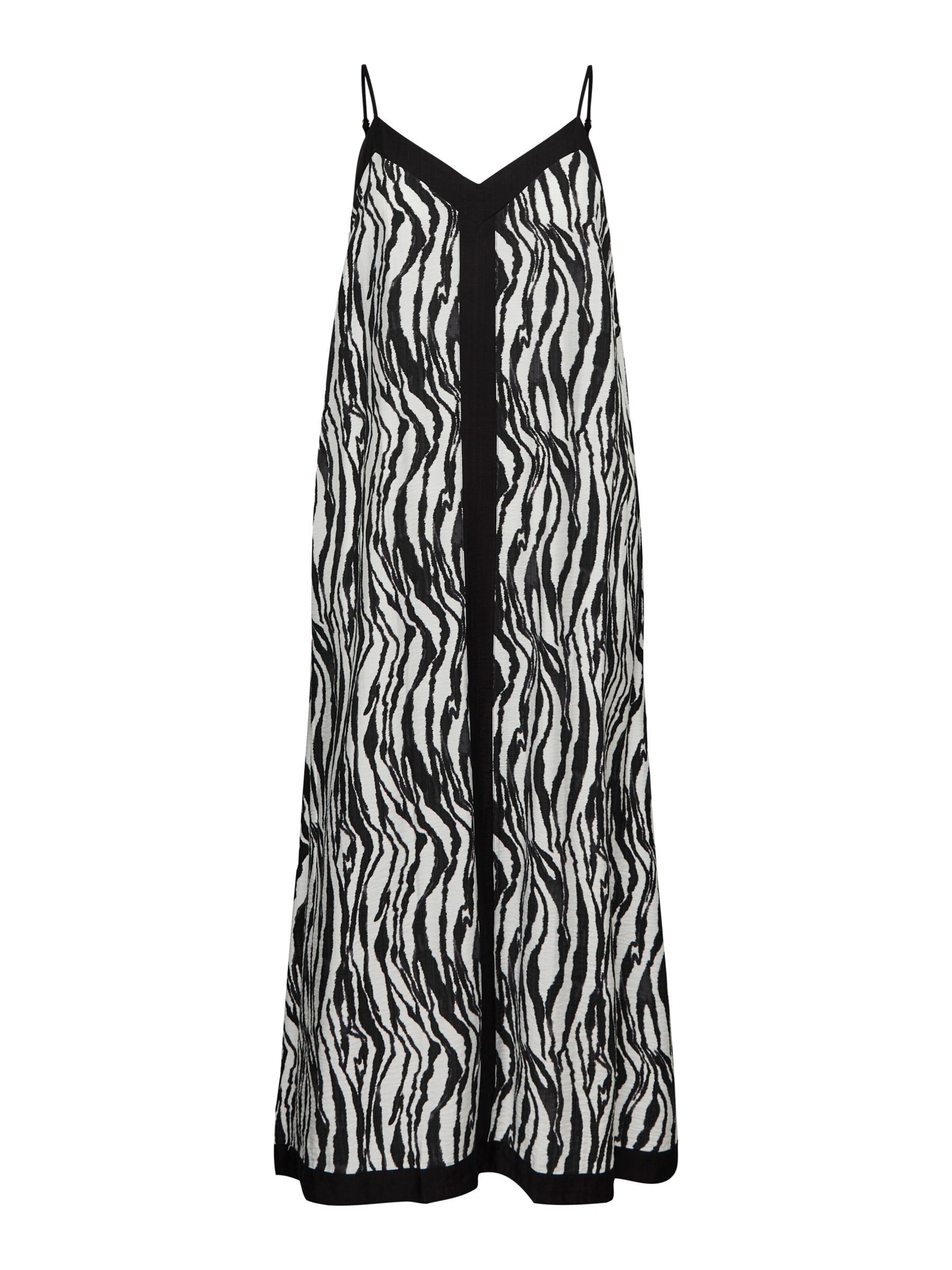 Abito 'VMCDenise' di Vero Moda Curve in nero: frontale