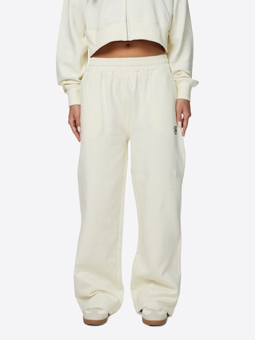 regular Pantaloni di Good For Nothing in beige: frontale