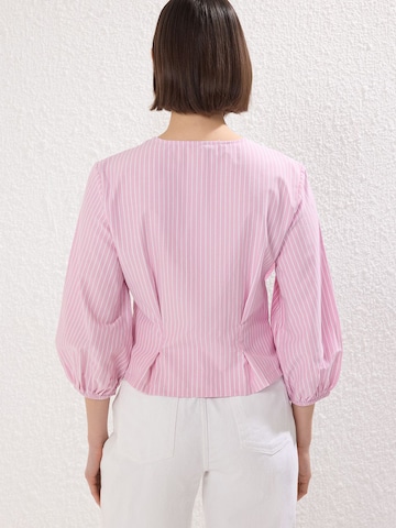 Trendyol Bluse i pink