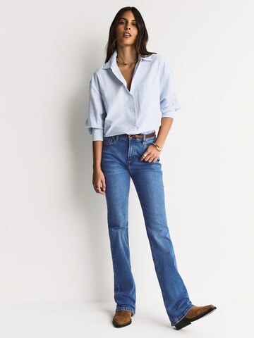 Next Bootcut Jeans in Blau
