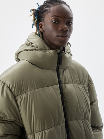 Pull&Bear Winter jacket in Green