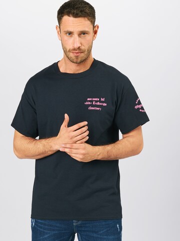 MennaceRegular Fit Majica 'VIDEO EXCHANGE' - crna boja: prednji dio