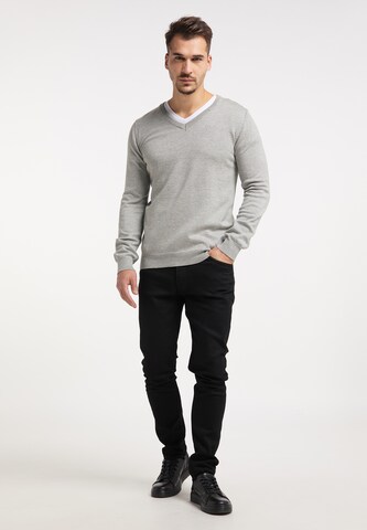 RAIDO Sweater in Grey