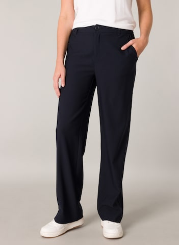 BASE LEVEL Wide leg Pants in Blue: front