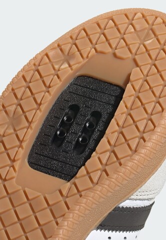 ADIDAS PERFORMANCE Sportschoen 'Velosamba' in Wit