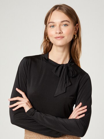 Guido Maria Kretschmer Women Shirt in Zwart: voorkant