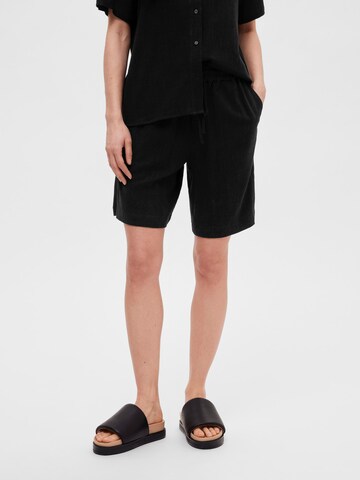 SELECTED FEMME Regular Pants in Black: front