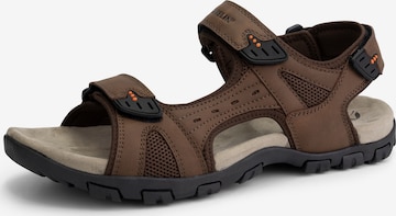 Travelin Sandalen 'Horten' in Bruin: voorkant