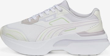 PUMA Sneakers in White: front