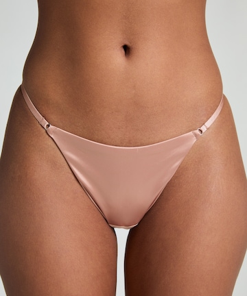 Hunkemöller String 'Free The Nipple' in Braun: Vorderseite