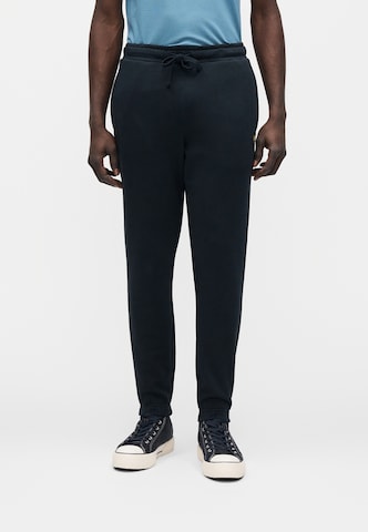Lyle & Scott Tapered Byxa i blå: framsida
