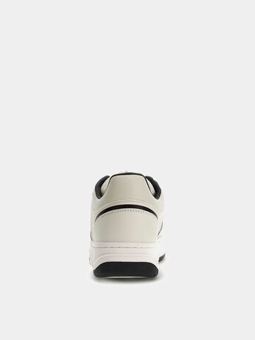 GUESS Sneaker low 'Ancona' in Weiß