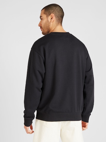 new balance Sweatshirt in Black