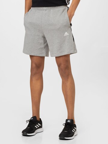 ADIDAS SPORTSWEAR Regular Спортен панталон 'Brandlove' в сиво: отпред