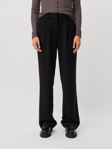 LeGer by Lena Gercke Regular Pleat-Front Pants 'Pina' in Black: front