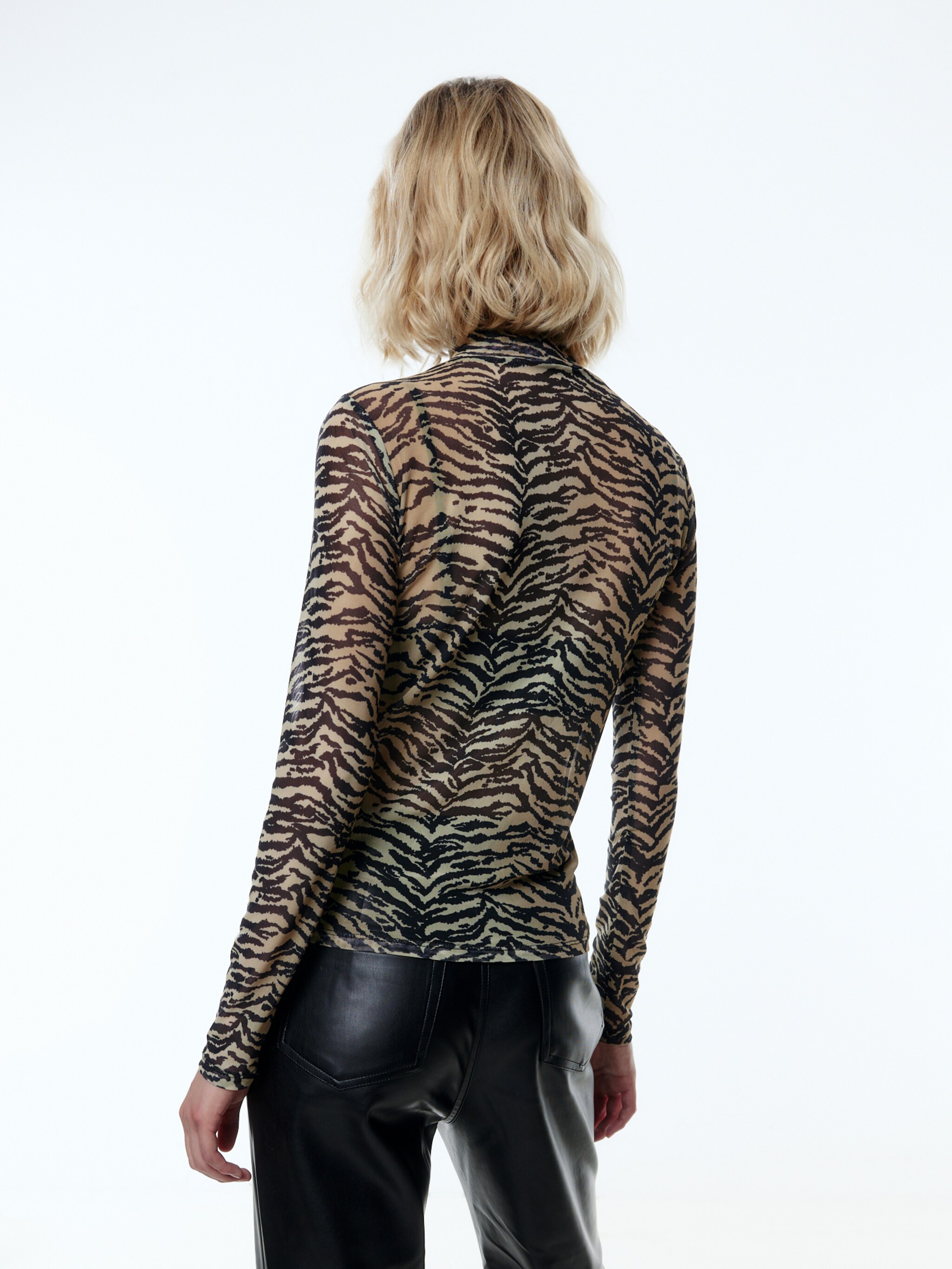 EDITED Produits T-shirt 'Fiore' marron