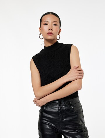 Koton Stricktop in Schwarz: Vorderseite