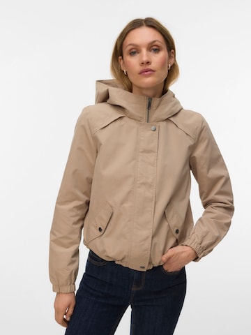 Parka mi-saison 'Zoa' VERO MODA en marron : devant