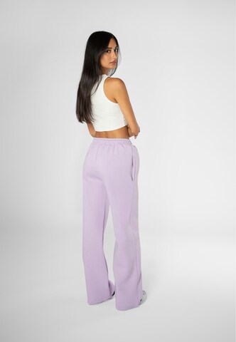 Felicious Loosefit Hose in Lila