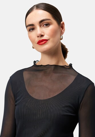 zero Shirt in Schwarz