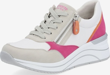 Baskets basses REMONTE en blanc : devant