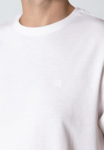Clean Cut Copenhagen T-Shirt 'Stable' in Weiß