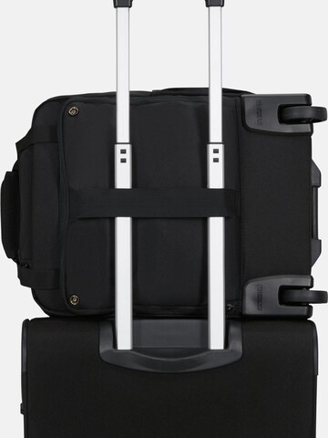 American Tourister Trolleyväska 'AMERICAN TOURISTER TAKE2CABIN BACKPACK Valigie e Trolley' i svart