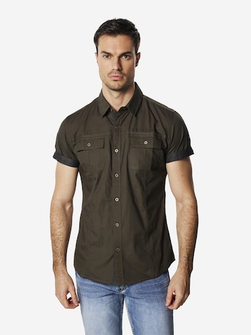 KOROSHI - Regular Fit Camisa em verde