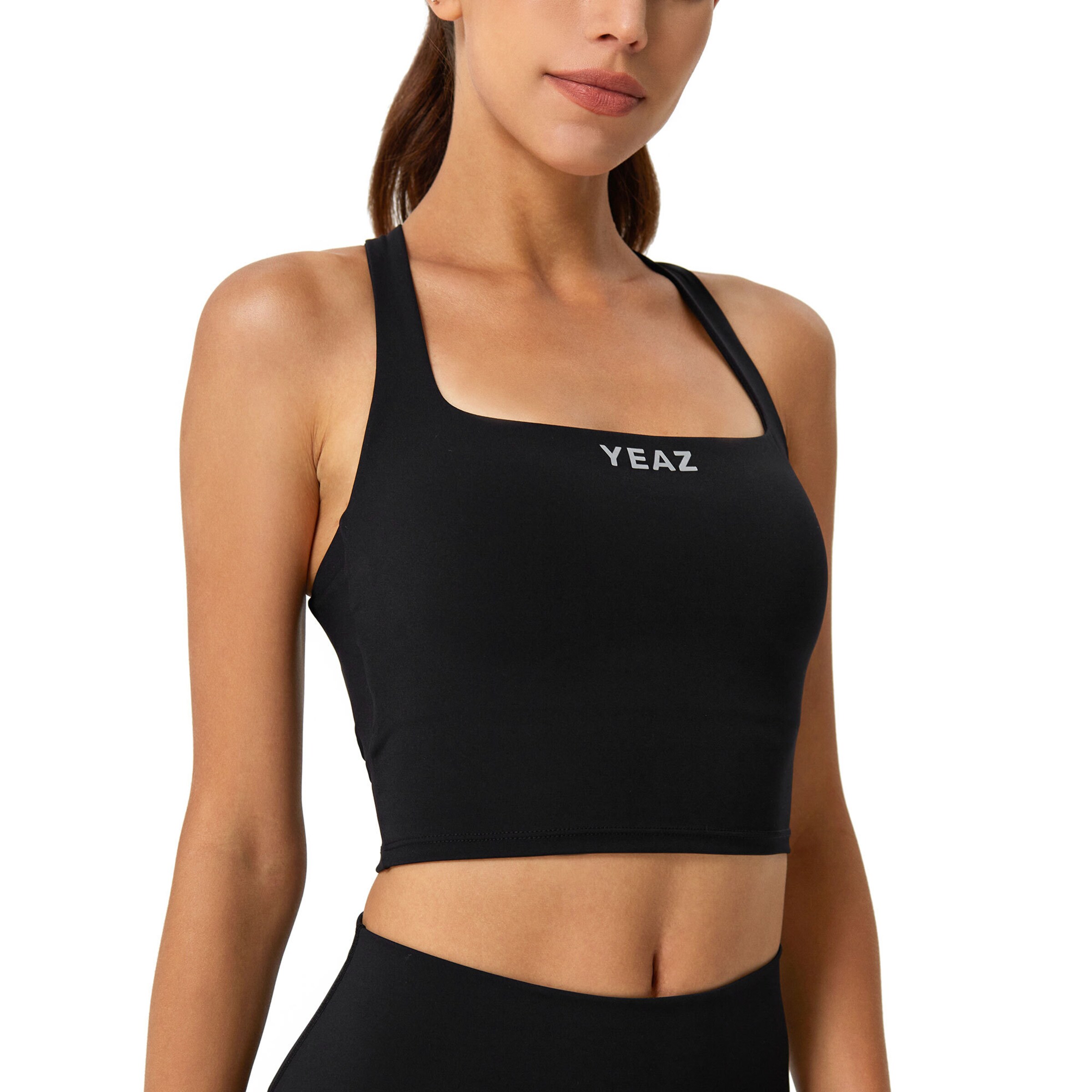 Sport top 'Show' de la YEAZ pe negru