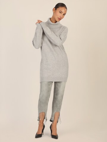 APART Pullover in Grau
