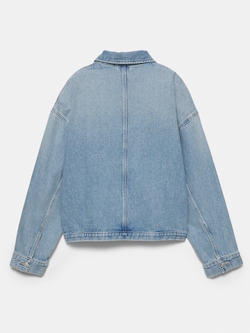 Geacă de primăvară-toamnă de la Pull&Bear pe albastru