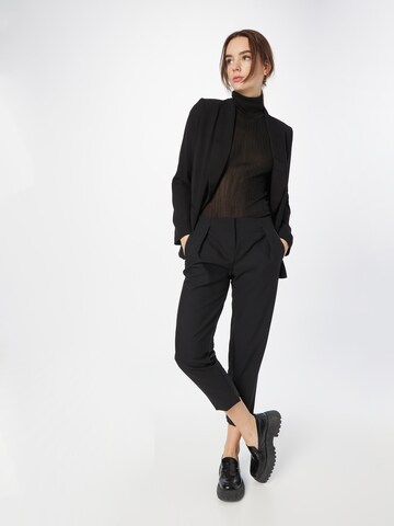 River Island Regular Pleat-front trousers in Black