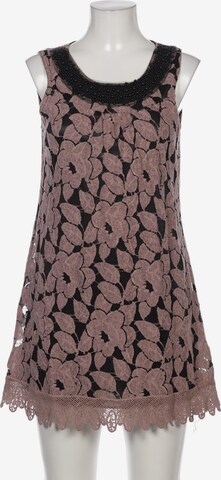 Yumi Dress in M in Pink: front