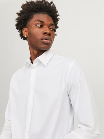 JACK & JONES - Slim Fit Camisa 'Active' em branco