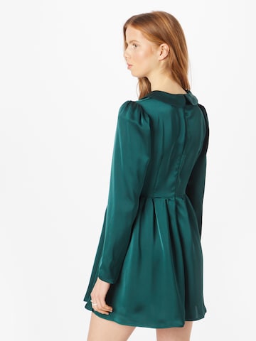 GLAMOROUS Платье в Зеленый
