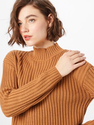 DeFacto Sweater in Brown