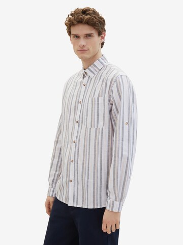 TOM TAILOR Comfort fit Button Up Shirt in White: front