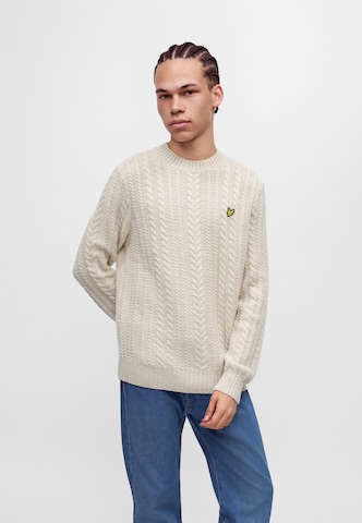 Pull-over Lyle & Scott en beige : devant