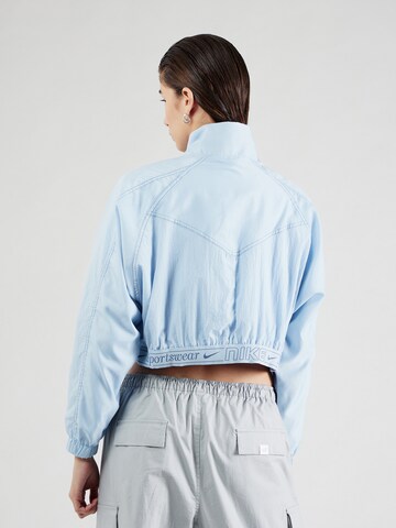 Nike Sportswear Between-season jacket in Blue