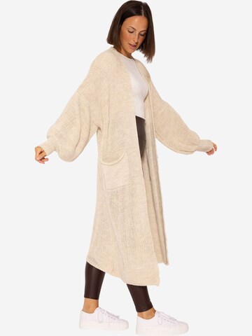 SASSYCLASSY Oversized cardigan i beige