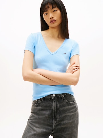 Tommy Jeans Shirt 'ESSENTIAL' in Blue: front
