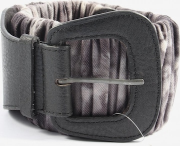 NEW YORKER Belt in XS-XL in Grey: front