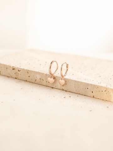Hey Happiness - Pendientes 'Heart Huggie' en oro