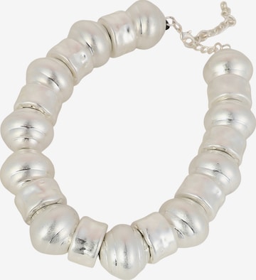 SOHI - Cadena 'Jahnabi' en plata: frente