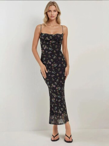 Hiccup Dress in Black: front