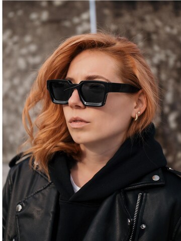 VEYREY Sunglasses 'Platz Gargoyle' in Black