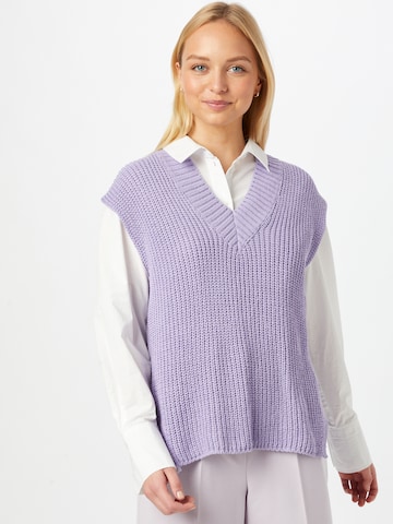 Hailys Pullover 'Amy' in Lila: predná strana