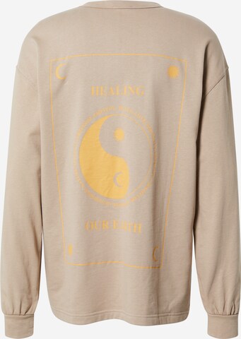 ABOUT YOU Limited Sweatshirt 'Luca' in Beige: front