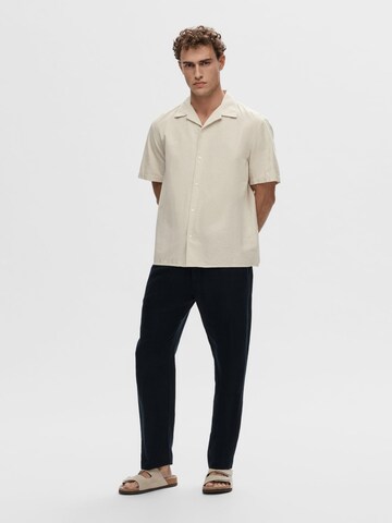 SELECTED HOMME Comfort Fit Πουκάμισο σε μπεζ